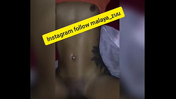 Malaya compartiendo en Instagram seguir a malaya zuu