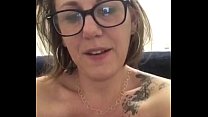 Hot amateur crown masturbating thinking no one will watch