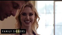 Gorgeous Teen (Chloe Cherry) prende in giro l'uomo a scopare la sua figa bagnata - Family Sinners