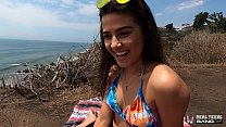 Echte Teenager - Hot Latina Teen wird auf den Klippen von Südkalifornien gefickt