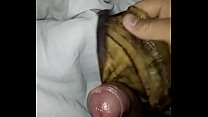 Masturbado con cáscara de plátano