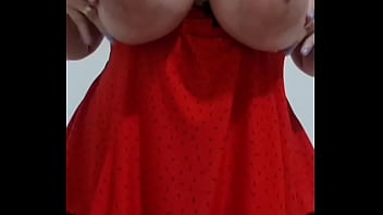 Married naughty and busty showing her huge breasts $$$ Follow me on social networks @esposaindecente