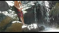 Waterfall jerking