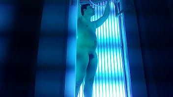 Sneaking into gym to use tanning bed