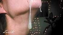 Enthusiastischer Nahaufnahme-Blowjob mit pochendem Sperma im Mund - pulsierender Schwanz