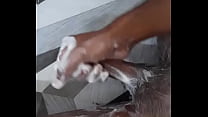 indiano ragazzo si masturba in bagno