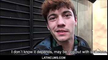 LatinCums.com - Junger Amateur-Latino-Twink-Junge bezahlt Bargeld, fickt Fremden POV