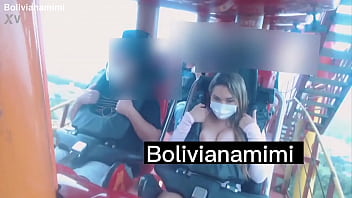 Registrato dalle telecamere delle montagne russe con le sue tette fuori Video completo su bolivianamimi.tv