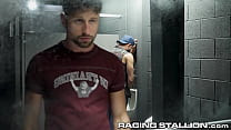 RagingStallion - Дрю Диксон получает помощь и быстрый трах с мужчиной