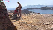 Filippos Arvanitis scopa duro nell'isola greca di Rodi sotto il sole: SUGARBABESTV