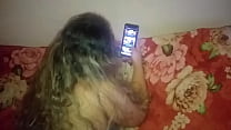 Моя сводная сестра возбуждается, смотря мои видео на xvideos, какая огромная задница
