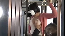 かわいいアジア人がVRメガネを身に着けているバスで犯される1（har-064）