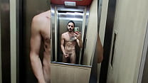 Xisco Inside The Lif Fully Naked and Jerk Off