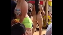 mujer desnuda en playa de Taganga (Parte 2)