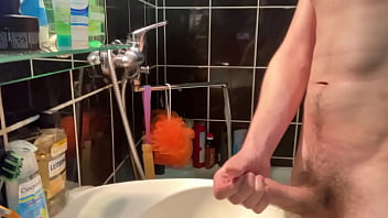My Masturbation on your Foto in Bathroom... =)  ---> https://maxakina.taplink.ws/