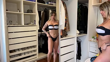 Trying on Naughty Piriguete Bikinis, showing almost all pussy. My website https://soyjoy.sambaplay.tv/ —— Onlyf4ns Joyce Gumiero