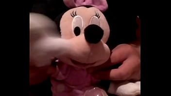 Minnie milks me with her hands