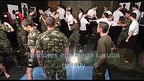 Militär in Mega Suruba gzer0y