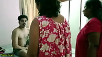 Desi bhabhi e sua meia-irmã pegaram devar se masturbando! sexo indiano