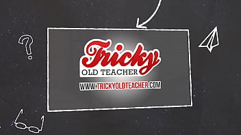 Tricky Old Teacher - Estudiante perezosa complace a su profesor