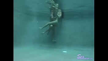 Sex unter Wasser: Mit Kasey Kox
