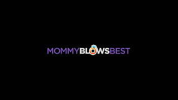 MommyBlowsBest - La matrigna ha succhiato tutto lo stress dal mio cazzo - Kyla Keys