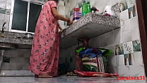 Местная деревенская жена дези трахается на кухне (официальное видео от localsex31)