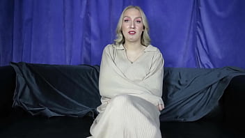 Slut svedese Maya Johansson viene scopata e sborrata durante il colloquio di casting