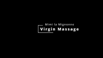 Сексуальный сочный невинный девственный массаж Мими