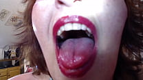 878 Slinkin Linkin In My Throat 唇 舌と唾液 ビデオ