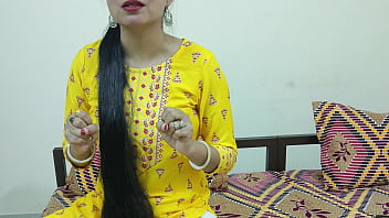 Indischer Stiefbruder verlor bei Stein-Papier-Schere und ließ sich in einem Video mit Hindi-Sprache davon überzeugen, mit seiner Stiefschwester zu ficken