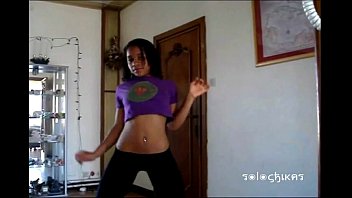 Carmen danza reggaeton sexy