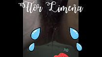Flor Limeña urinating intensely