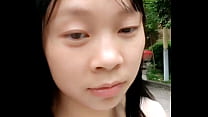 Wang Jiaxue, una joven que entró en una buena familia después de entrar en una buena familia, pidió un 3P en un diálogo lascivo