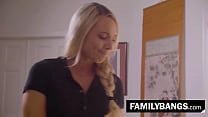 FamilyBangs.com - Stepsis recebe sua primeira massagem lésbica, Aidra Fox, Naomi Swan