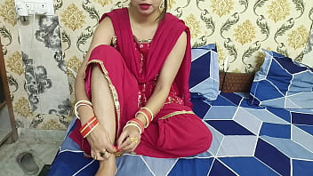 インド人デジ・バビが彼女のデバーを深夜クソ村の美しいバビ・ヒンディー語オーディオで犯した