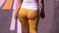 Yellow big ass flashing outdoor