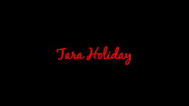 Tara Holiday est une salope mature qui aime les jeunes grosses bites noires