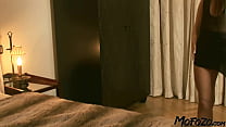 MOFOZO.com - Vídeo de sexo caseiro amador real com uma modelo morena