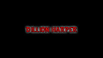 Dillion Harper ha voglia di un cazzo pronto da ingoiare