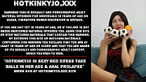 Hotkinkyjo in vestito rosso sexy prende le palle nel culo e prolasso anale