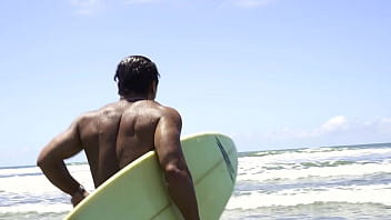 Sol, Mar e um Surfista na minha Buceta