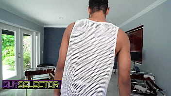 GUY SELECTOR - Troy Hardt Pat Dries His Personal Trainer Jordan Pax's Entire Body Before They Get Fucked