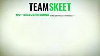Nouvelle série exclusive de TeamSkeet : Our Little Secret - Naughty Neighbours feat. Renarde d'été