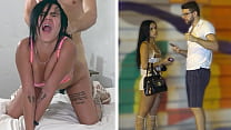 Super sexy, zierliche kolumbianische junge Frau zeigt keine Gnade