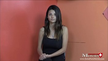 Интервью на порно кастинге с lilly 18 в Цюрихе spm lilly18iv1